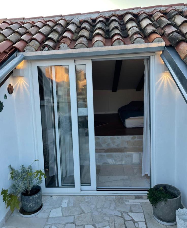 Steinhaus Mit Terrasse Apartman Rovinj Kültér fotó