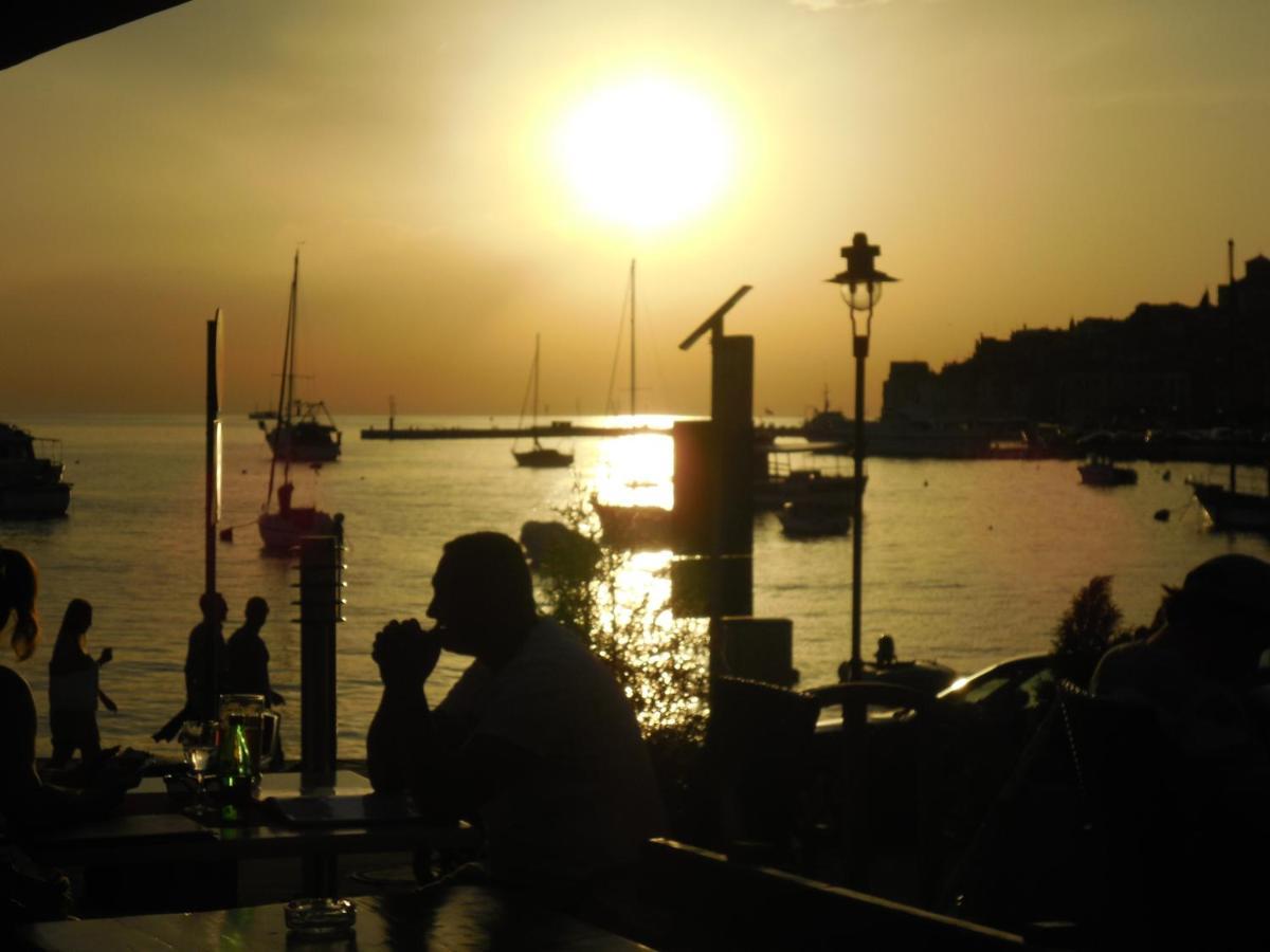 Steinhaus Mit Terrasse Apartman Rovinj Kültér fotó