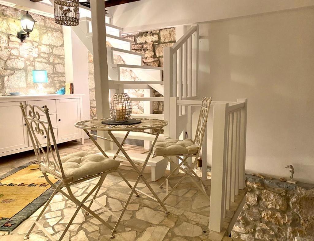 Steinhaus Mit Terrasse Apartman Rovinj Kültér fotó